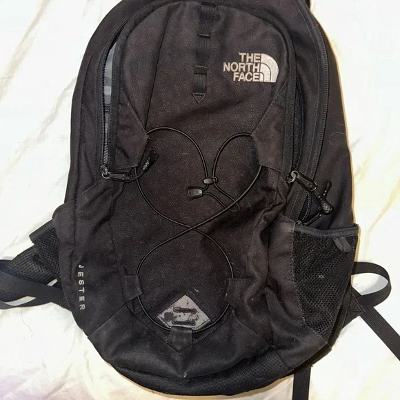 black and rose gold jester north face backpack The Everyday Laptop Backpack, Ashen Purp/Blk, OSFA up design and dual grab handles make packing and unpacking effortless The North Face Women's Jester